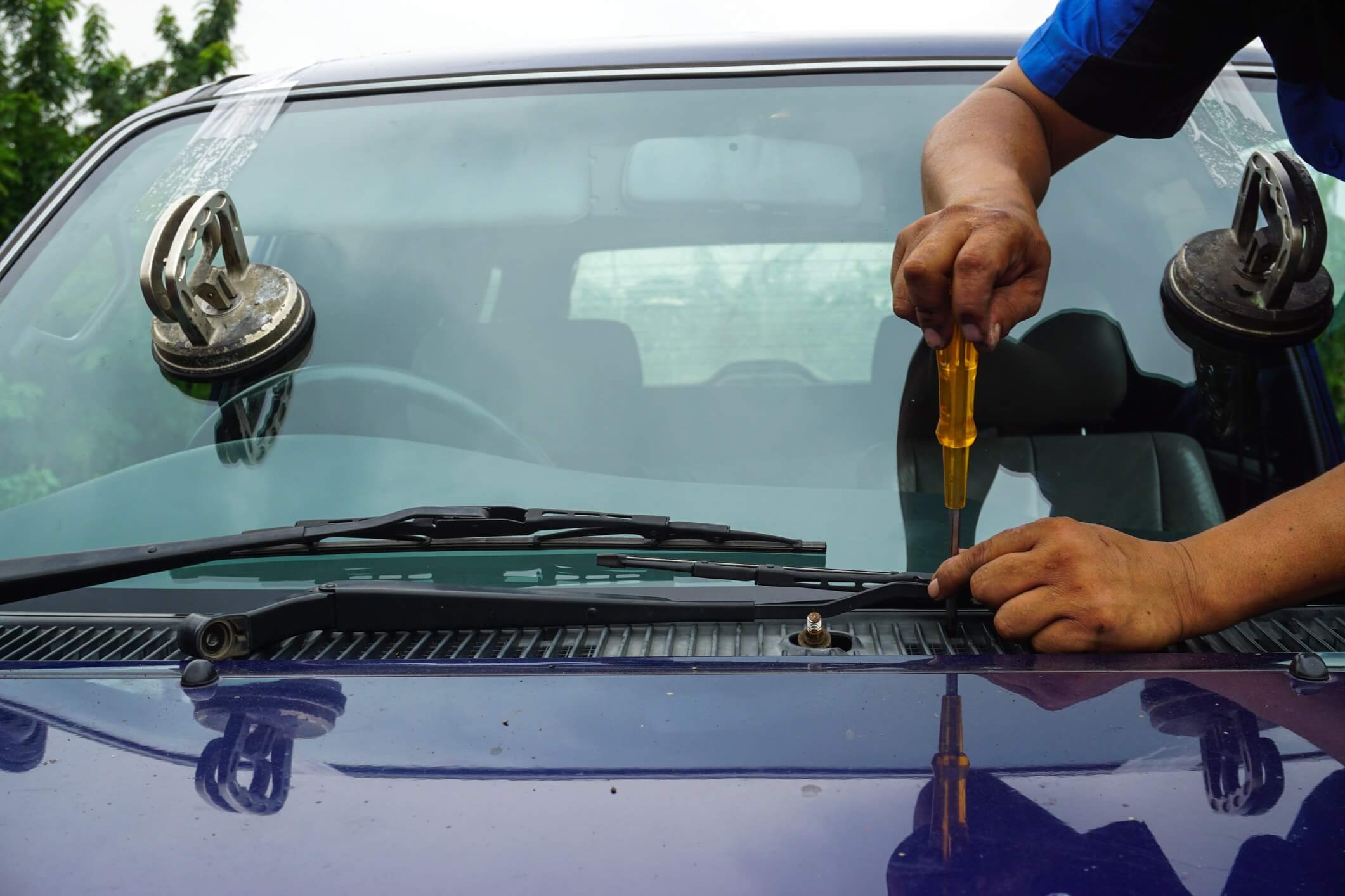 How To Fix A Leaking Windshield Seal at Audrey Patrick blog