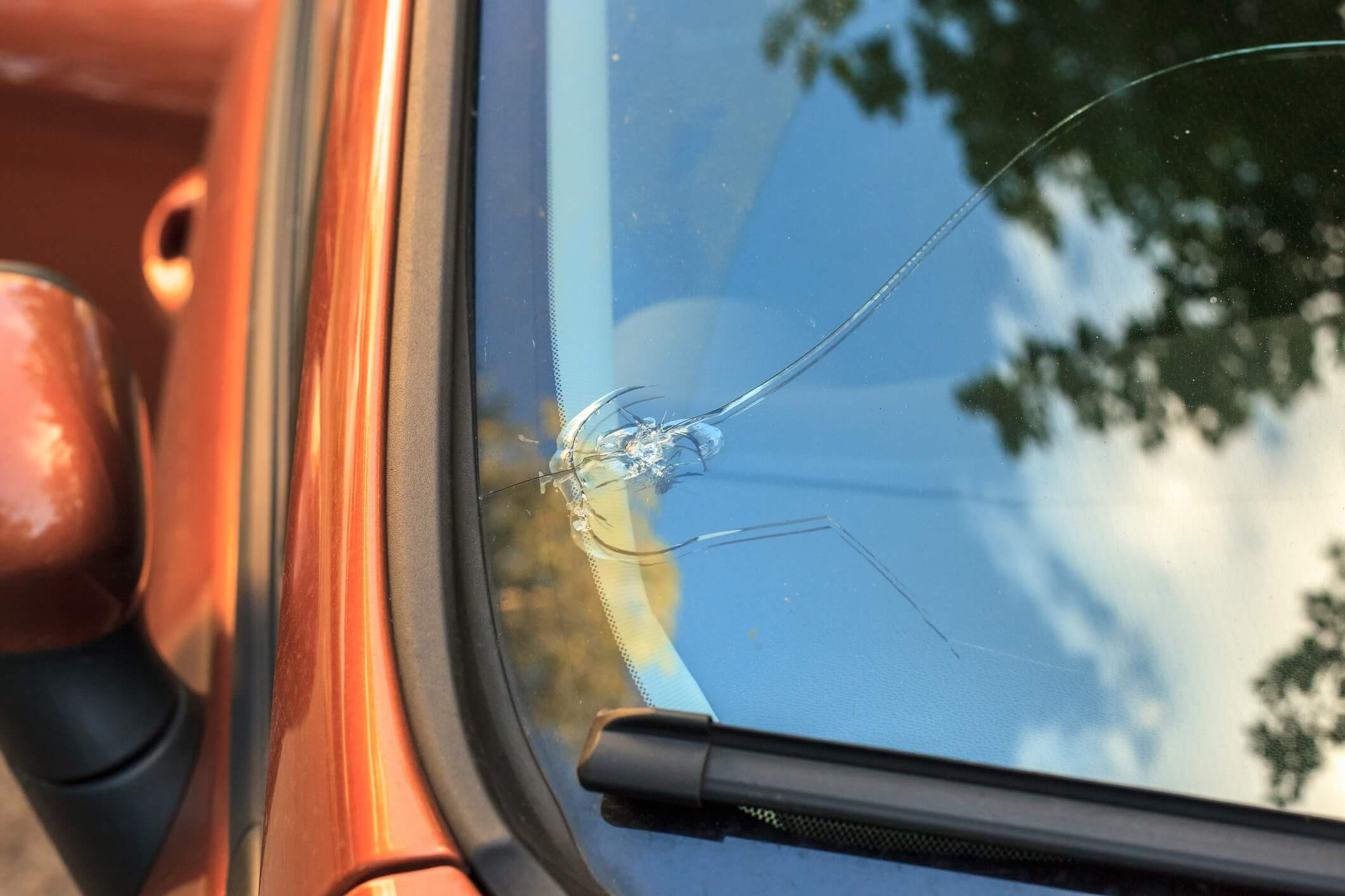 Can An Auto Glass Repair Shop Fix Scratched Windshield Glass